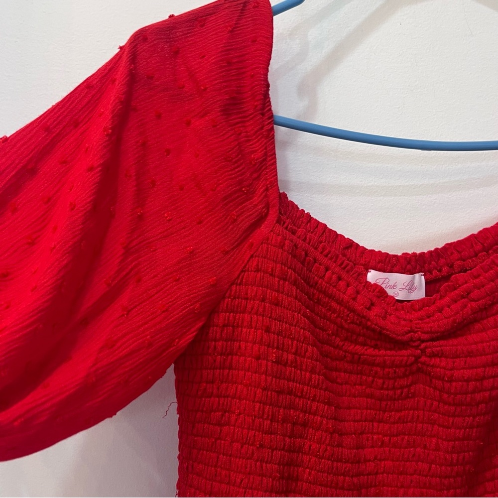 Pink Lily boutique Red smocked blouse size Medium - Picture 2 of 8